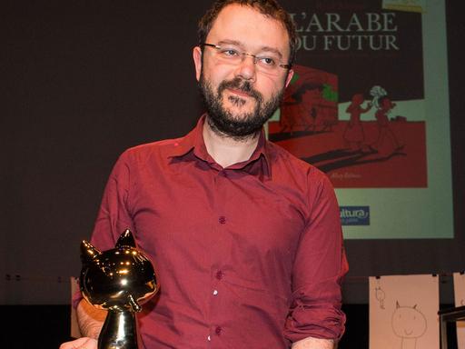 Riad Sattouf erhält am 1.2.2015 beim wichtigsten französischen Comic-Festival in Angoulême für "Der Araber von morgen" den Preis für das Album des Jahres.