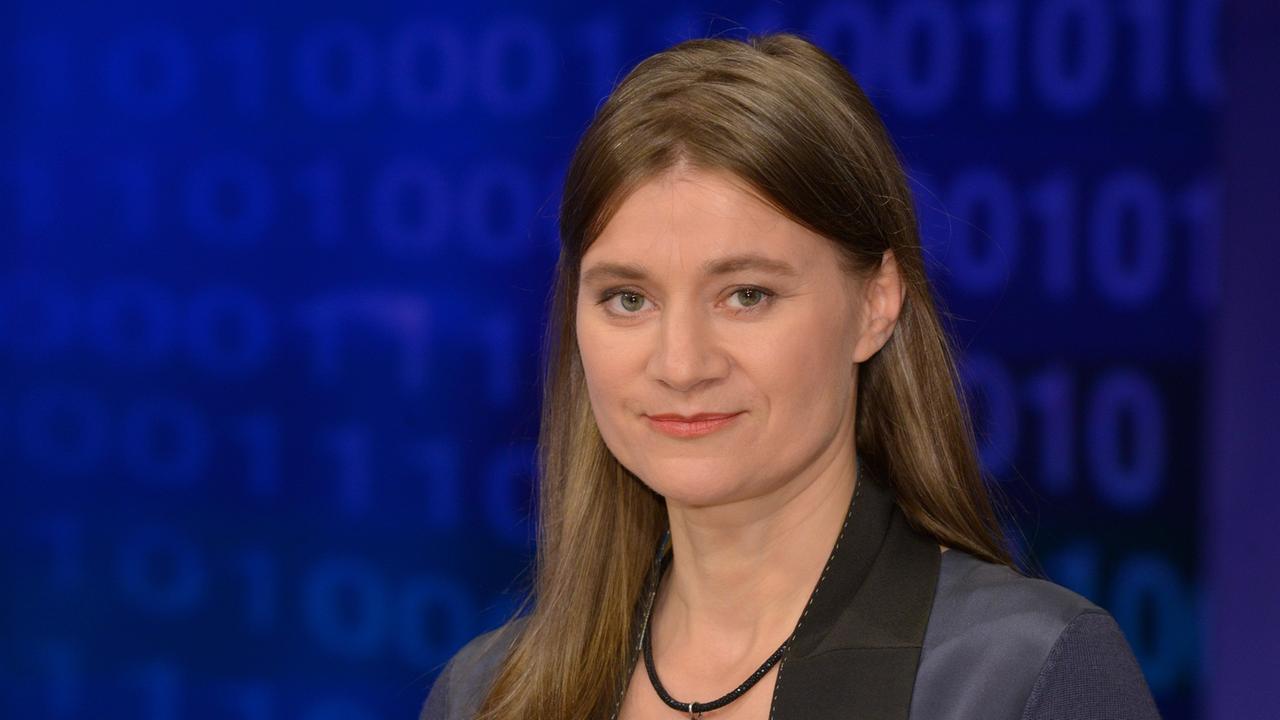 Anke Domscheit-Berg, Politikerin, Unternehmensberaterin, Autorin und Netzaktivistin Anke Domscheit-Berg, Politikerin, Unternehmensberaterin, Autorin und Netzaktivistin
