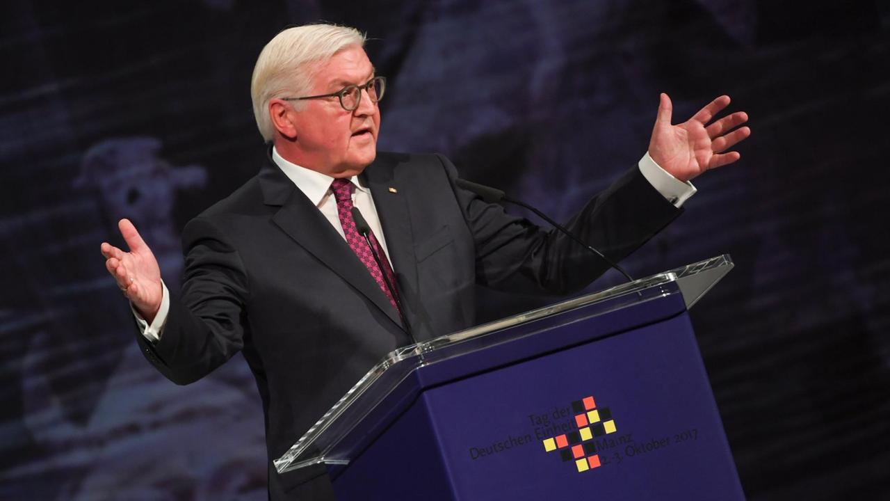 Bundespräsident Steinmeier spricht am Tag der Deutschen Einheit in Mainz Bundespräsident Steinmeier spricht am Tag der Deutschen Einheit in Mainz