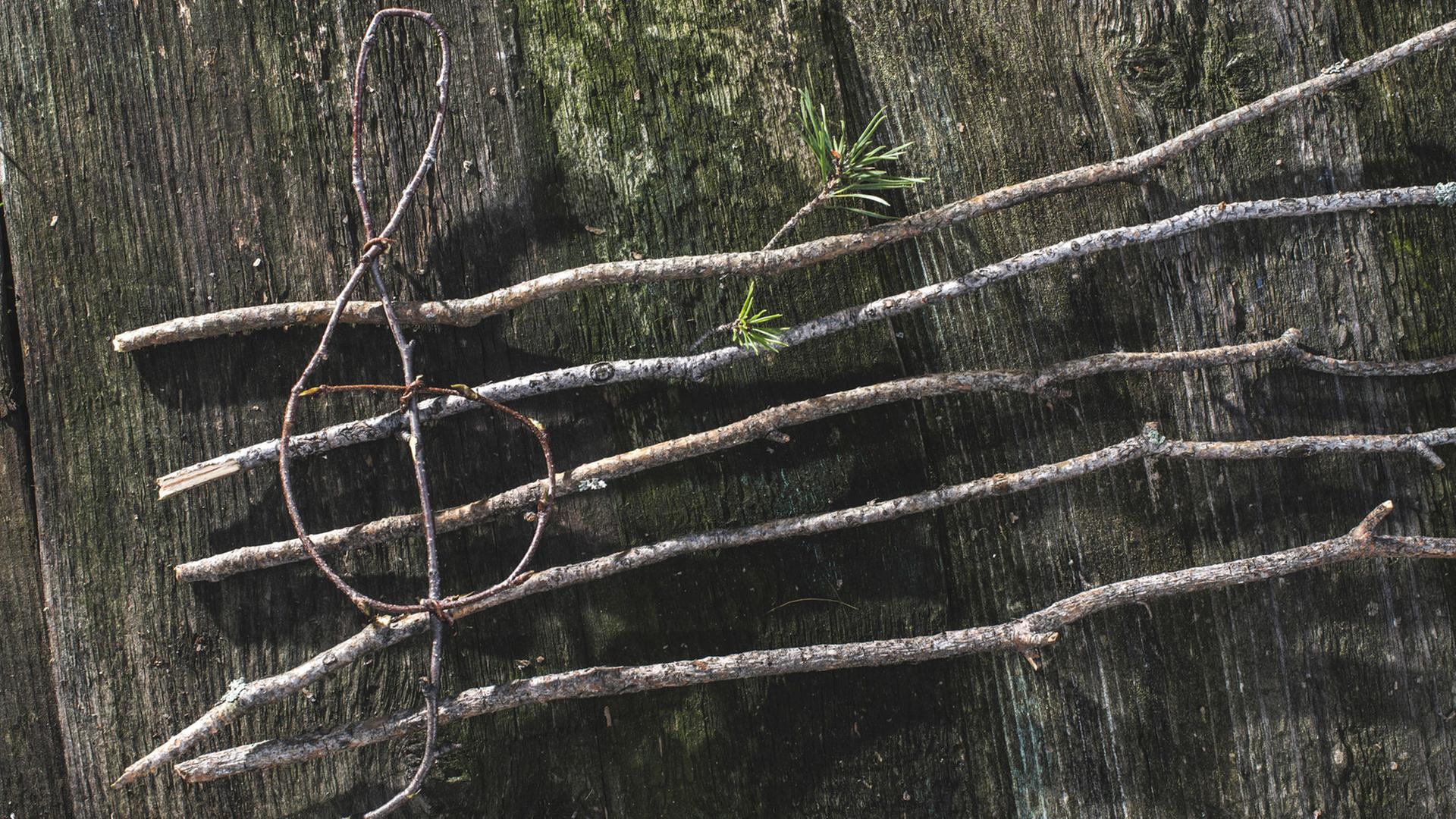 Notenschlüssel aus Holz Notenschlüssel aus Holz