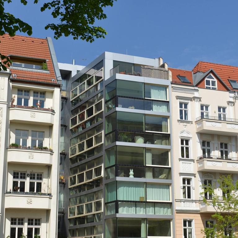 Beliebte und teure Wohngegend: Helmholtzplatz im Berliner Stadtbezirk Prenzlauer Berg