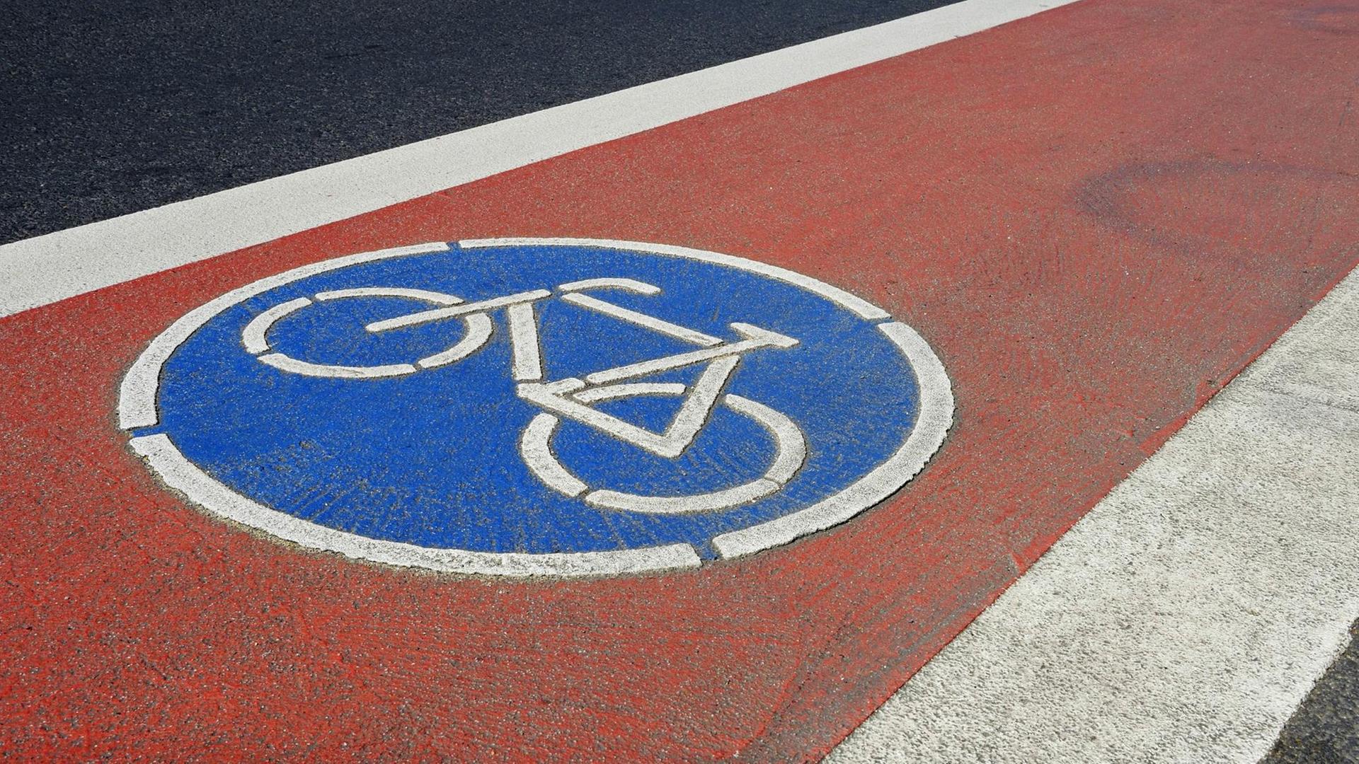Ein Fahrradweg in Köln Ein Fahrradweg in Köln