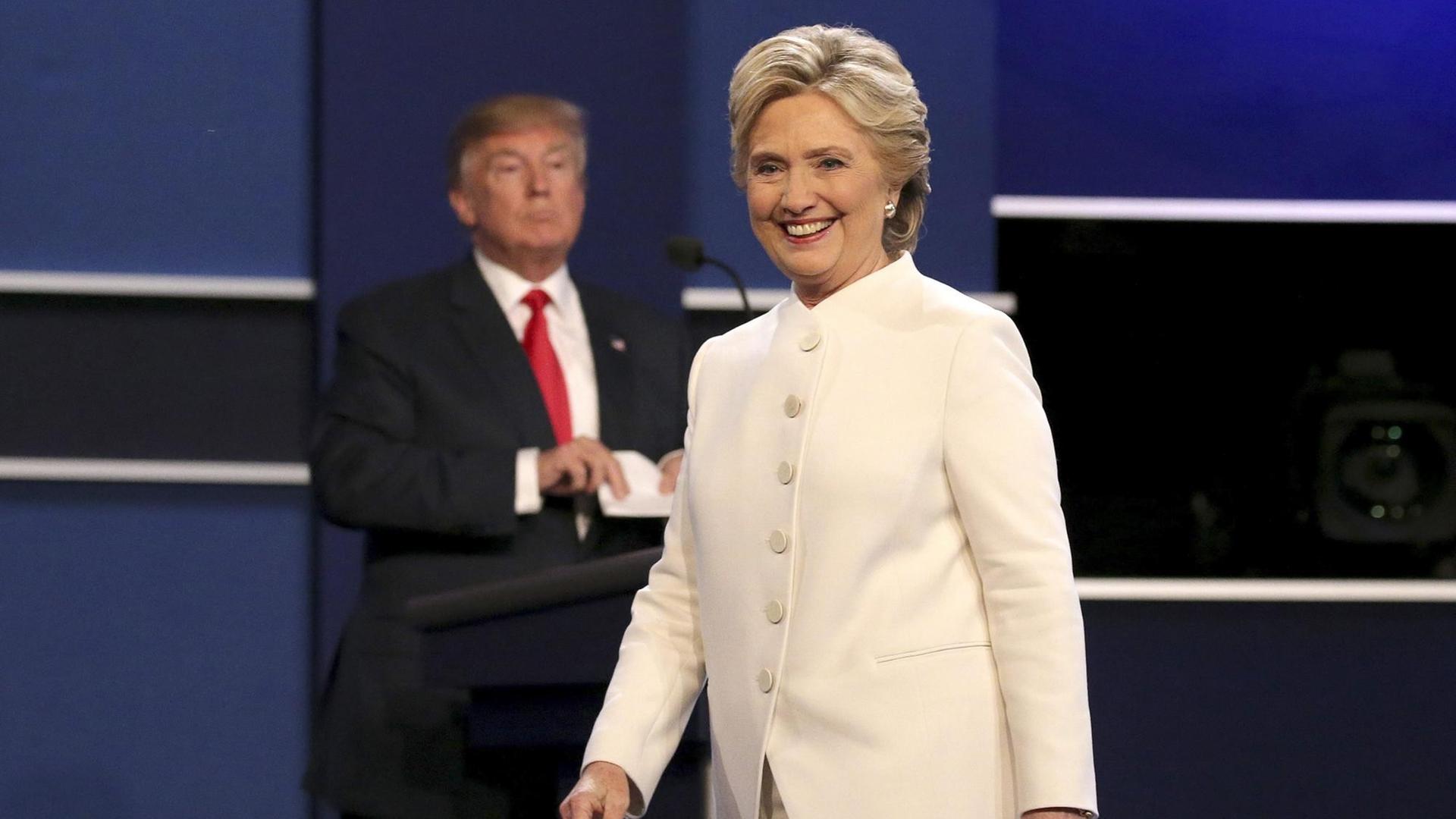 Letztes TV-Duell von Hillary Clinten, Präsidentschaftskandidatin der Demokraten und Donald Trump, Kandidat der Repuplikaner, am 19.10.2016 in Las Vegas. Letztes TV-Duell von Hillary Clinten, Präsidentschaftskandidatin der Demokraten und Donald Trump, Kandidat der Repuplikaner, am 19.10.2016 in Las Vegas.