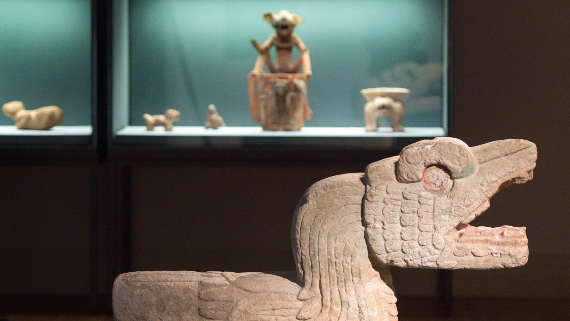 Ausstellung "Die Maya - Sprache der Schönheit" im Martin-Gropius-Bau in Berlin Ausstellung "Die Maya - Sprache der Schönheit" im Martin-Gropius-Bau in Berlin