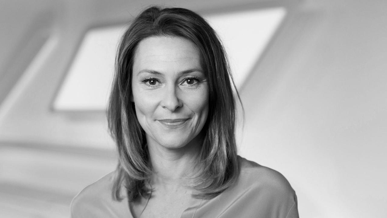 Porträt der Journalistin Anja Reschke in einer ARD-Talkshow. Porträt der Journalistin Anja Reschke in einer ARD-Talkshow.