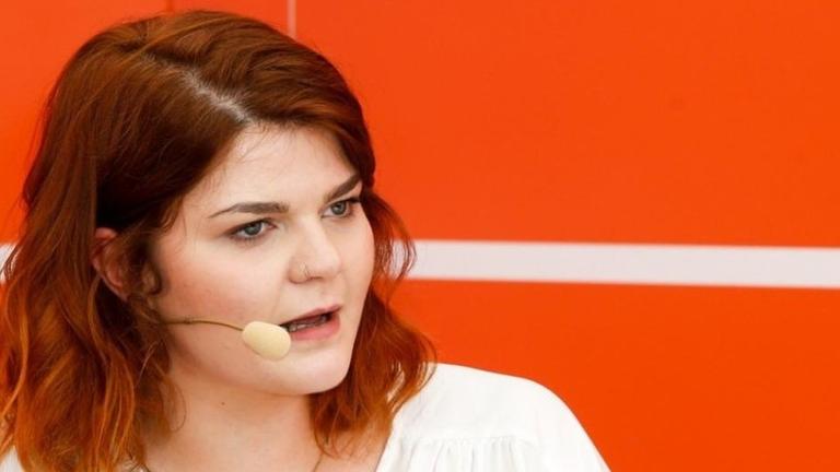 Sophie Passmann im "Lesart"-Interview auf der Leipziger Buchmesse 2019 Sophie Passmann im "Lesart"-Interview auf der Leipziger Buchmesse 2019
