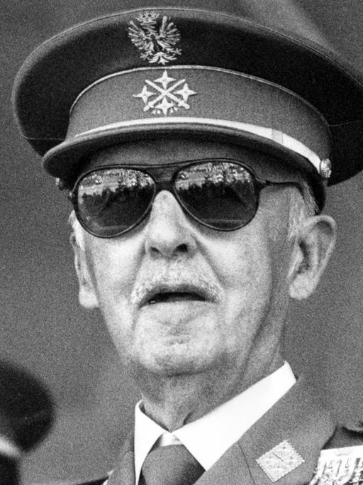 Der spanische Diktator General Francisco Franco am 26.05.1974 in Madrid
