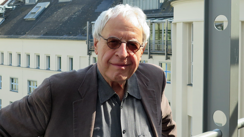 Der Autor Charles Simic