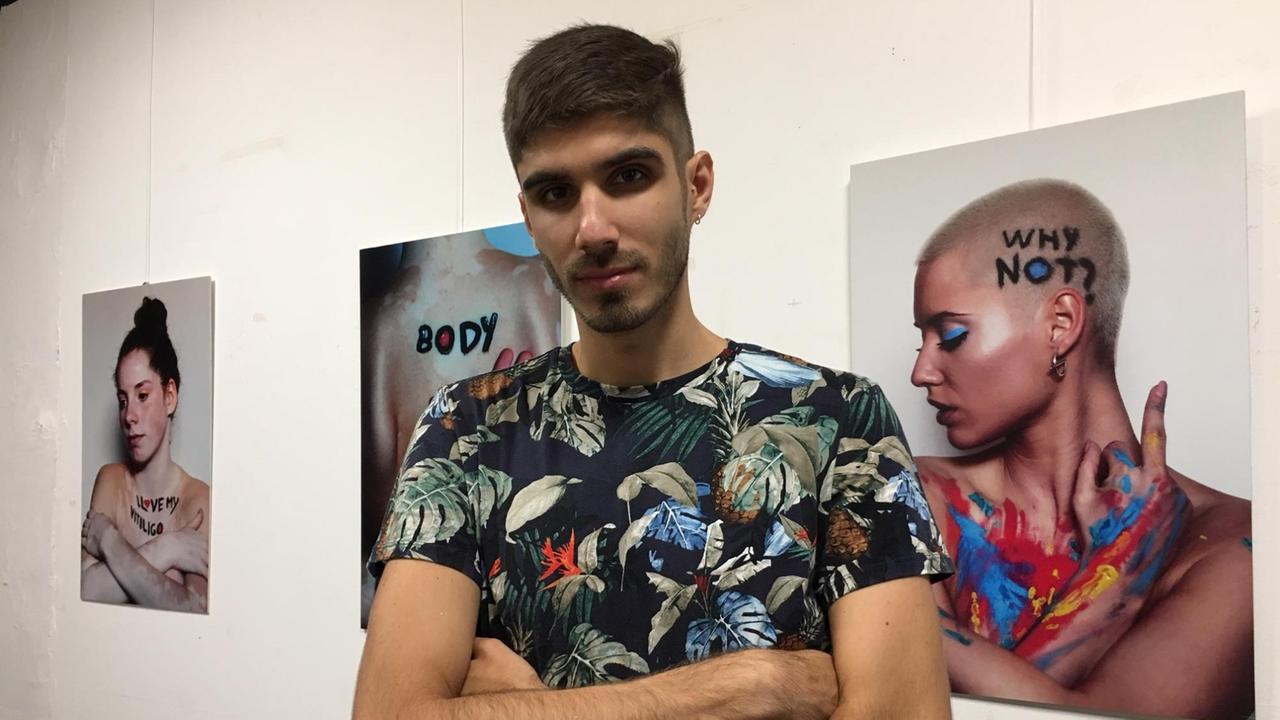 Der Student Filip Vulovic gehört zu den Organisatoren von "Belgrade Pride". Der Student Filip Vulovic gehört zu den Organisatoren von "Belgrade Pride".