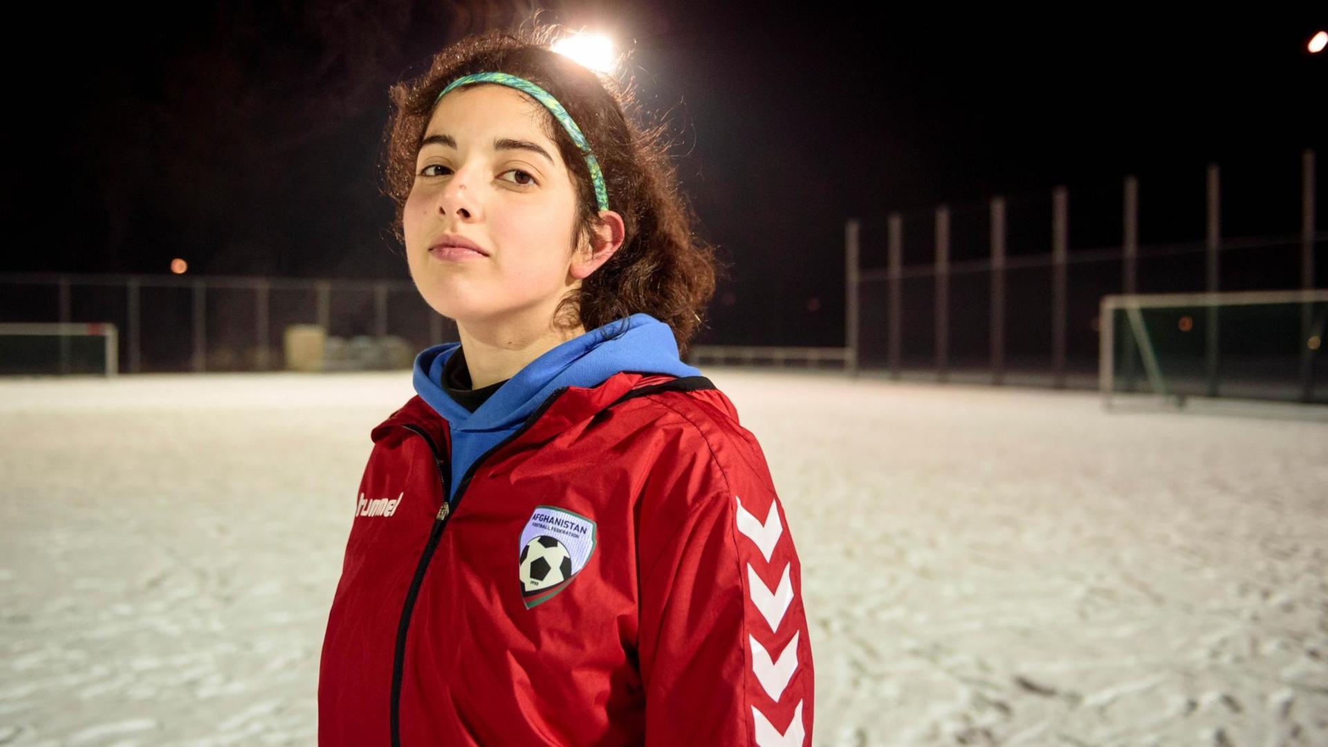 Die deutsch-afghanische Fußballspielerin Dorranai Hassan aus Berlin. Die deutsch-afghanische Fußballspielerin Dorranai Hassan aus Berlin.
