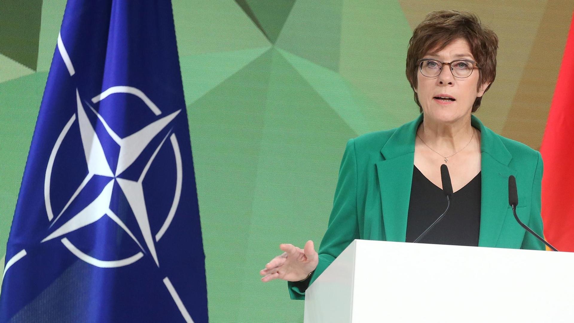 Annegret Kramp-Karrenbauer (CDU), Bundesverteidigungsministerin Annegret Kramp-Karrenbauer (CDU), Bundesverteidigungsministerin