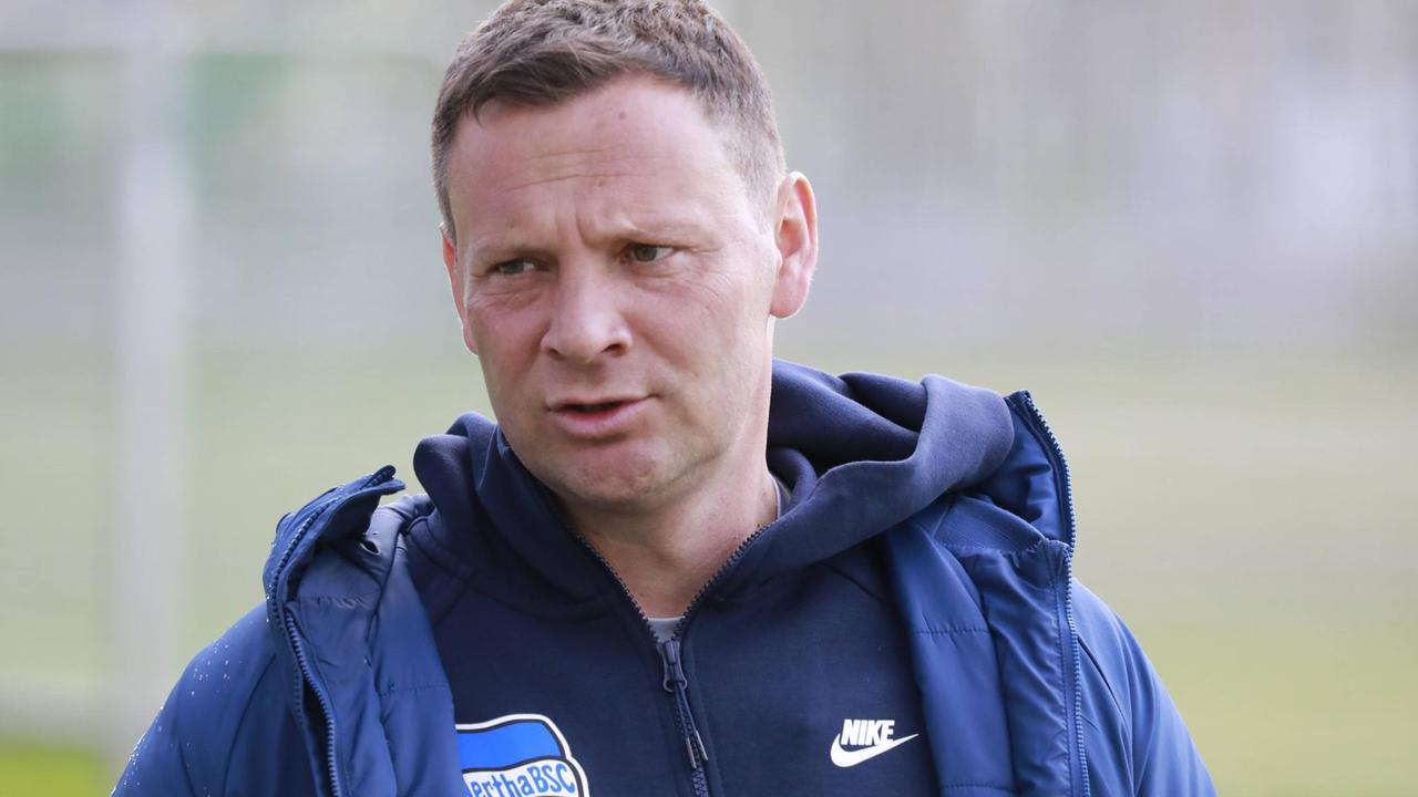 Fußball - Dardai Bleibt Hertha-Trainer In Der 2. Bundesliga