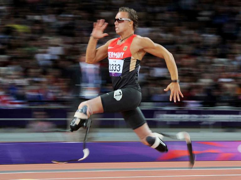 David Behre beim 200-Meter-Lauf während der Paralympics in London.
