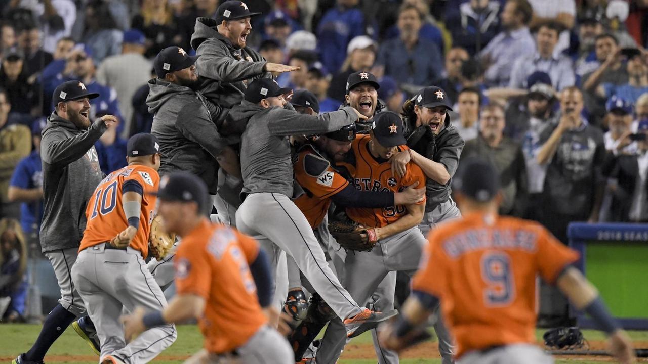 Die Houston Astros bejubeln den Gewinn der World Series. Die Houston Astros bejubeln den Gewinn der World Series.