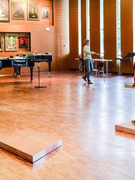 Gesangsprobe in einer Raum des Alumnats, dem Haus der Thomaner in Leipzig.
