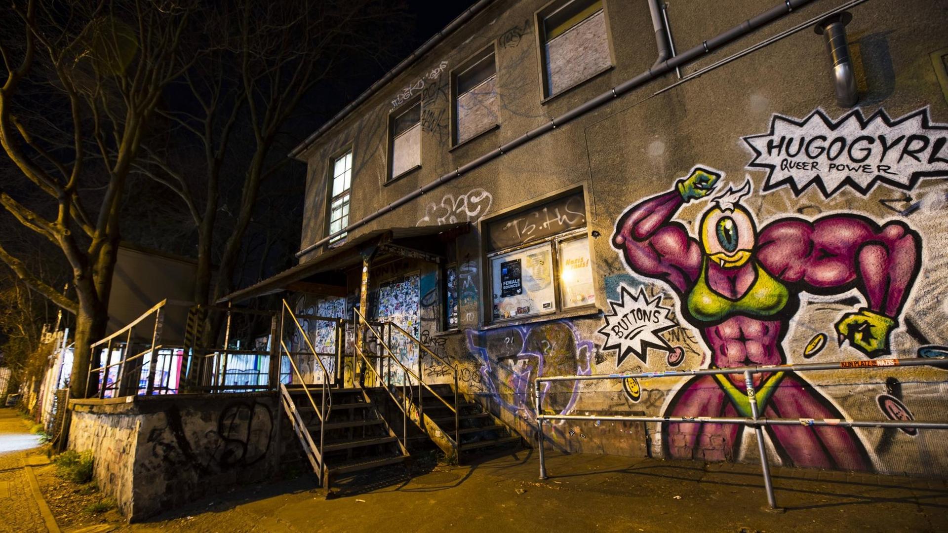Der leere Eingang des wegen des Coronavirus geschlossenen Clubs "About Blank" in Berlin am 5. April 2020. Der leere Eingang des wegen des Coronavirus geschlossenen Clubs "About Blank" in Berlin am 5. April 2020.
