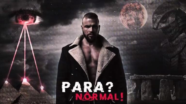 Im Titelbild des YouTube-Formats "Para? Normal!" sind hinter Kollegah stilisierte Symbole wie ein Auge, die Pyramiden oder Stonehenge eingeblendet.