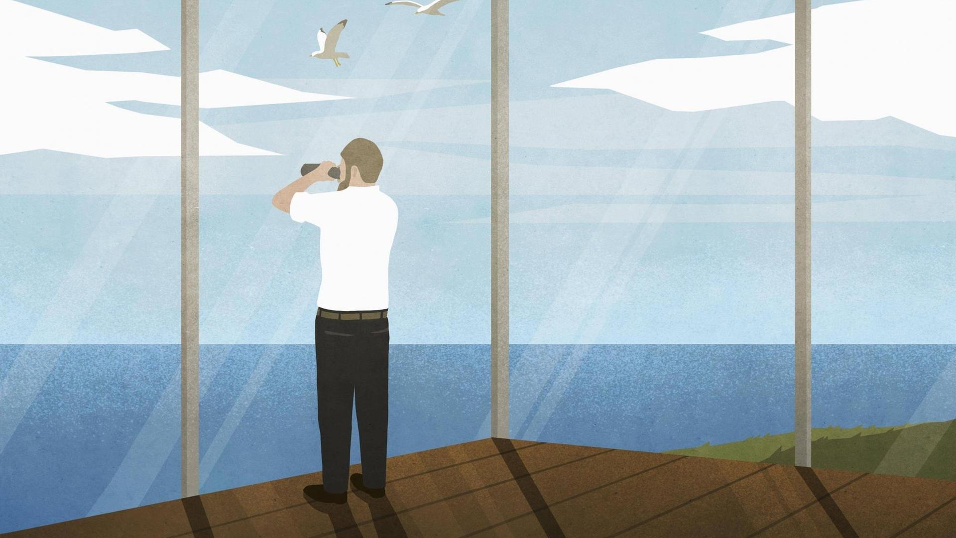 Mann mit Fernglas blickt vom verglasten Strandhaus auf das blauen Meer hinaus. Mann mit Fernglas blickt vom verglasten Strandhaus auf das blauen Meer hinaus.