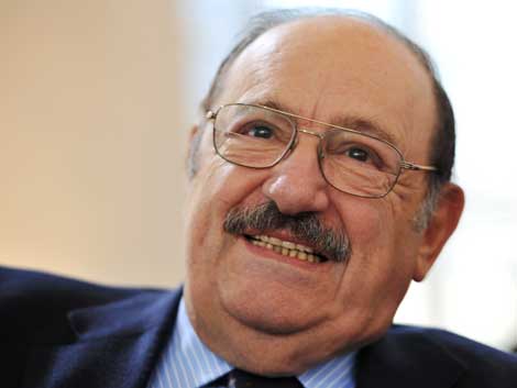 Umberto Eco, Professor für Semiotik und Bestseller-Autor Umberto Eco, Professor für Semiotik und Bestseller-Autor