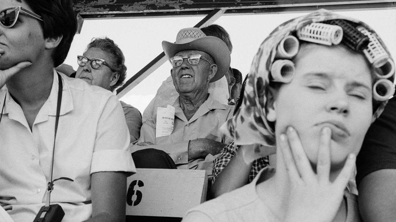 Aus dem Buch: "Pia Zanetti. Fotografin". Titel: "Beim Rodeo. Chicago, USA, 1967", Verlag Scheidenegger & Spiess, 2021. Aus dem Buch: "Pia Zanetti. Fotografin". Titel: "Beim Rodeo. Chicago, USA, 1967", Verlag Scheidenegger & Spiess, 2021.