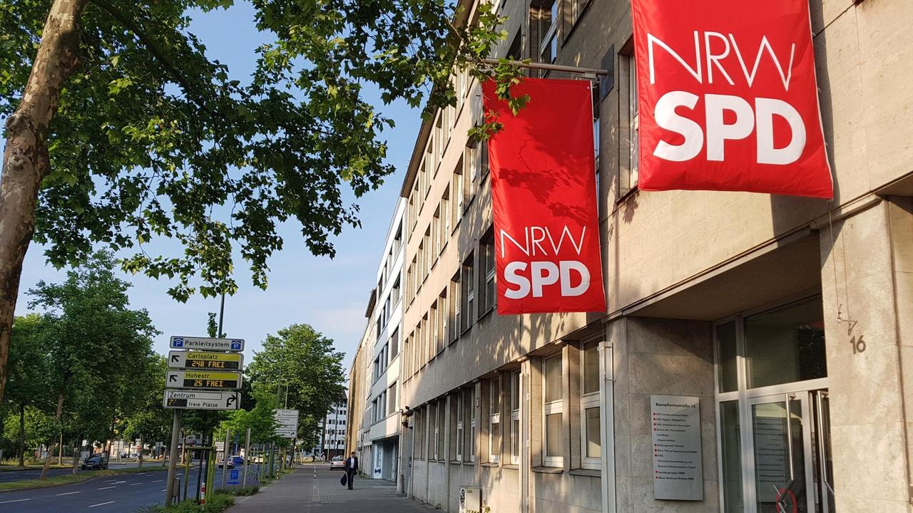 Leider liegt für dieses Bild keine Bildbeschreibung vor Leider liegt für dieses Bild keine Bildbeschreibung vor