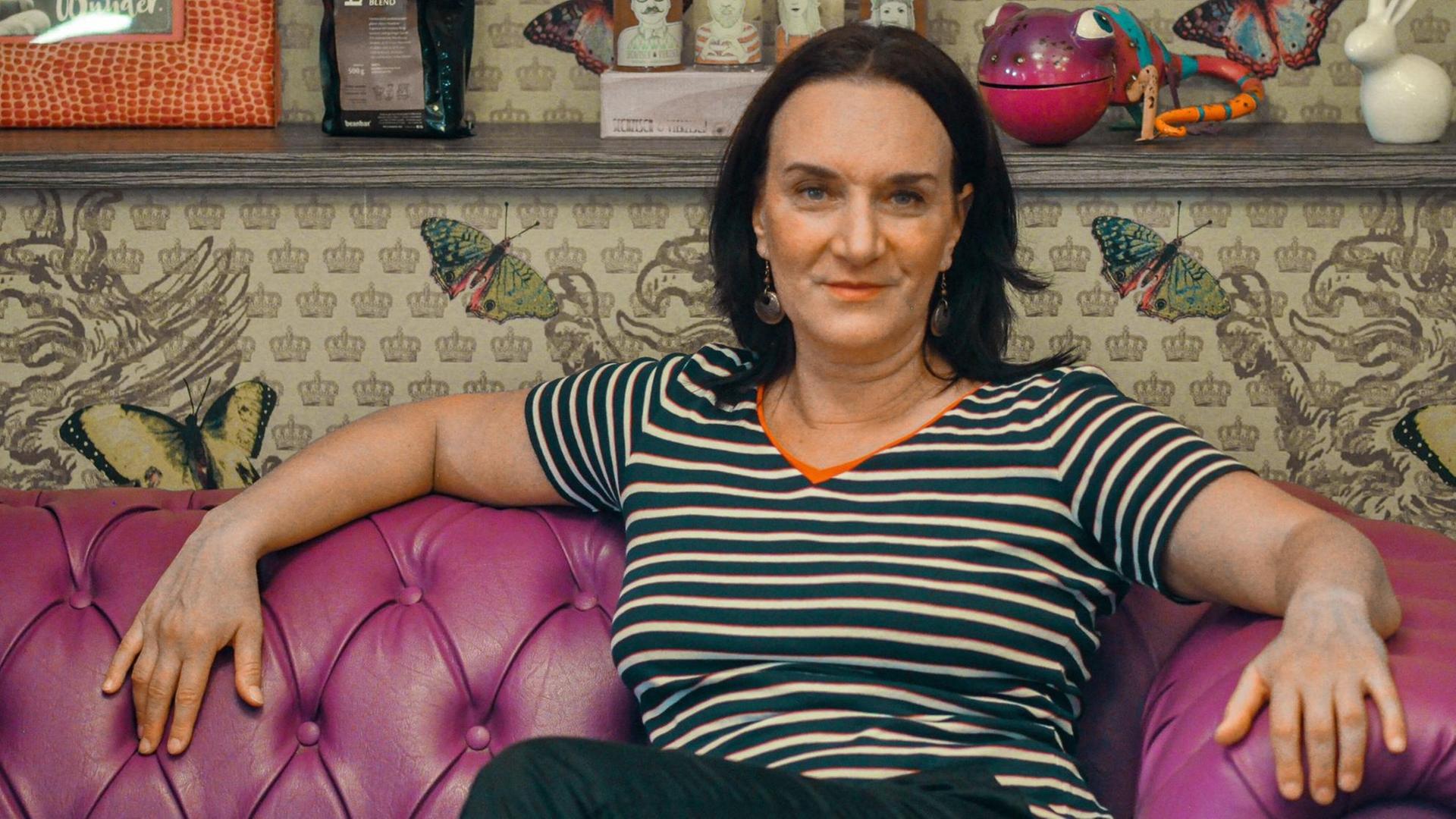Terezia Mora bei einer Lesung der Erfurter Herbstlese 2019 Terezia Mora bei einer Lesung der Erfurter Herbstlese 2019
