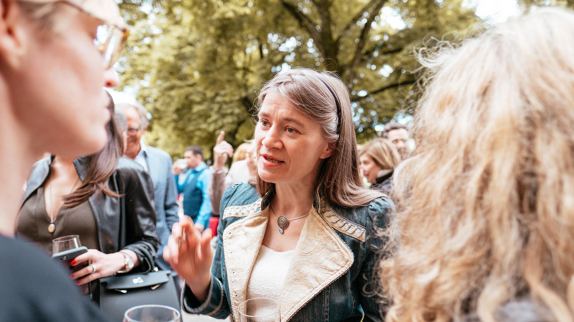 Anke Domscheit-Berg, parteilose Bundestagsabgeordnete und netzpolitische Sprecherin der Linken-Fraktion. Anke Domscheit-Berg, parteilose Bundestagsabgeordnete und netzpolitische Sprecherin der Linken-Fraktion.