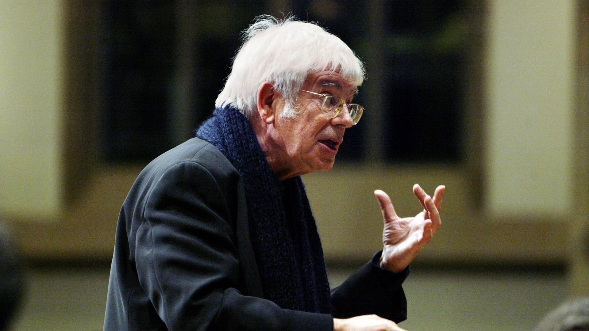 Dr. Helmuth Rilling (Künstlerischer Leiter der Internationalen Bachakademie Stuttgart) Dr. Helmuth Rilling (Künstlerischer Leiter der Internationalen Bachakademie Stuttgart)