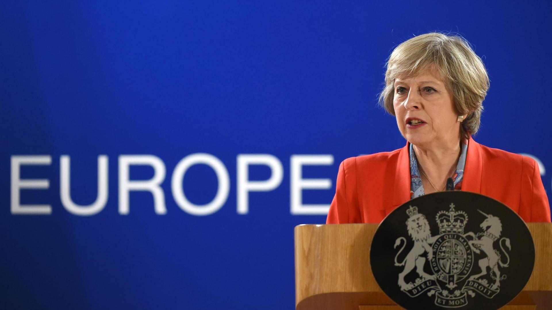 Die britische Premierministerin Theresa May. Die britische Premierministerin Theresa May.