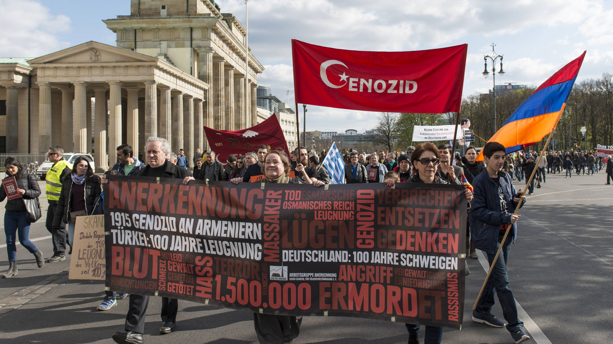 Völkermord An Den Armeniern Türkische Vereine Demonstrieren Gegen Anerkennung