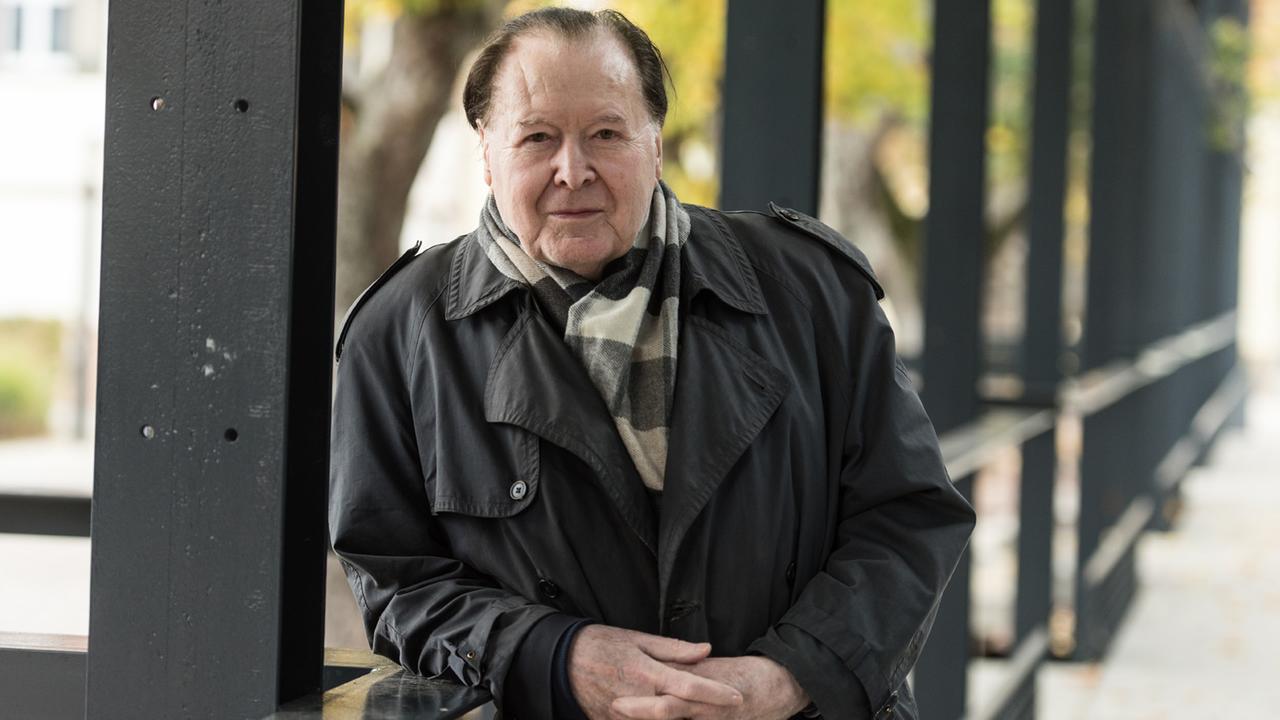 Der Schriftsteller, Komponist und bildende Künstler Gerhard Rühm am 17.10.2015 in Donaueschingen Der Schriftsteller, Komponist und bildende Künstler Gerhard Rühm am 17.10.2015 in Donaueschingen