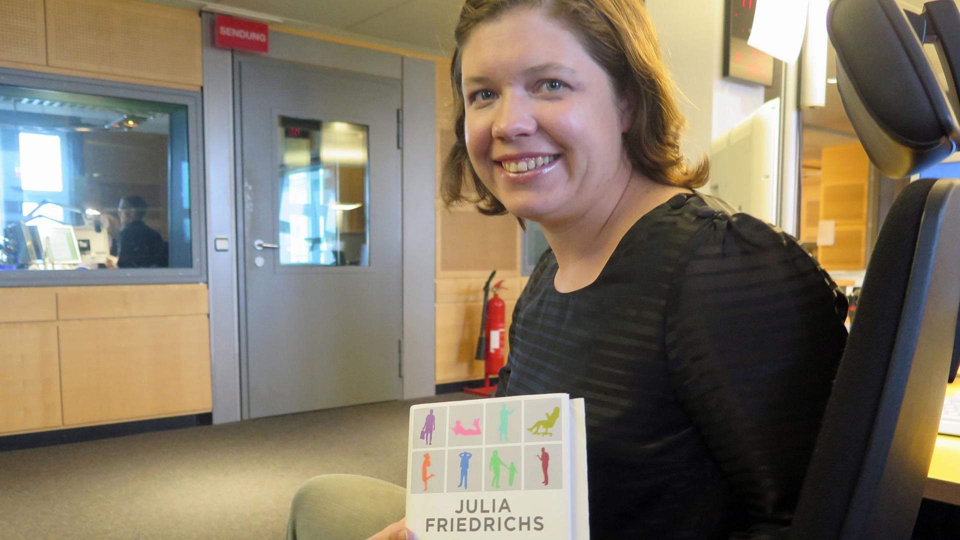 Die Autorin Julia Friedrichs Die Autorin Julia Friedrichs