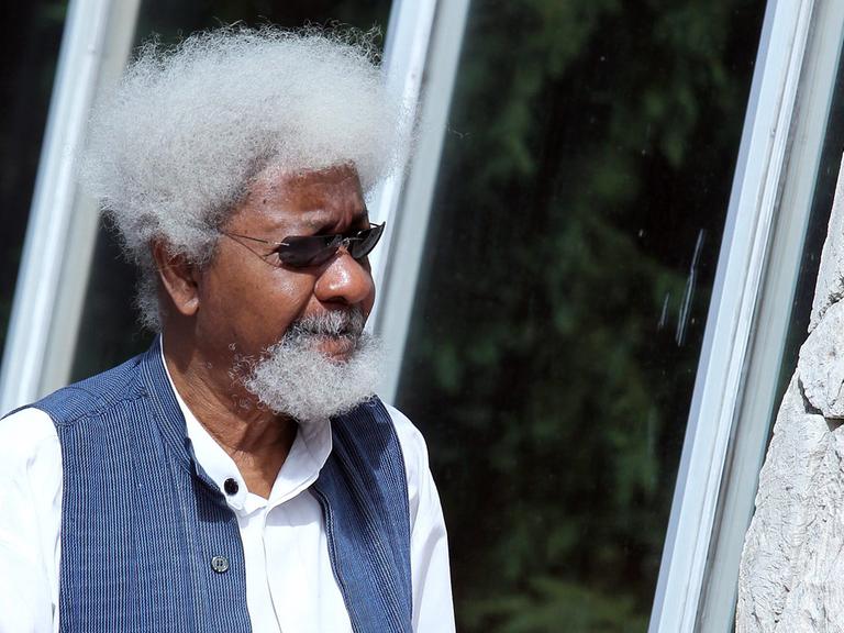 Der nigerianische Autor und Nobelpreisträger Wole Soyinka, aufgenommen 2012