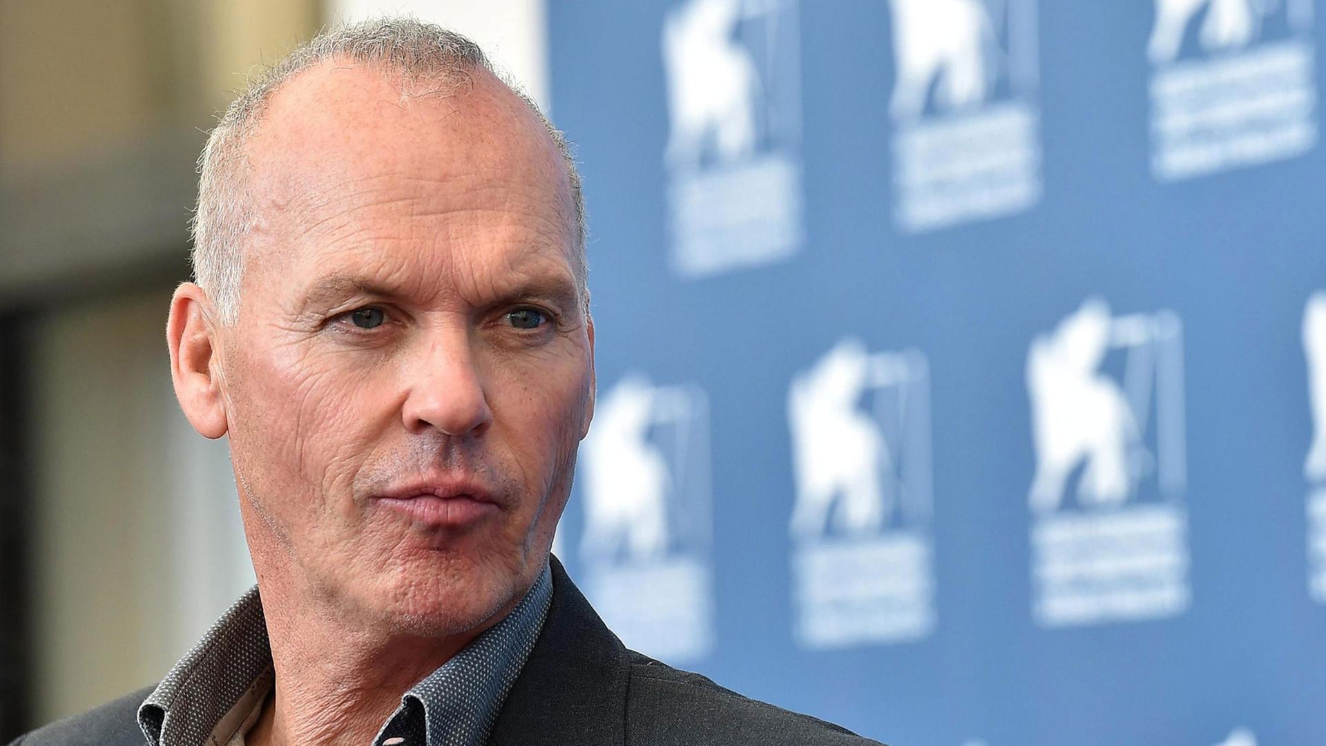 Der Schauspieler Michael Keaton bei der Eröffnung der 71. Filmfestspiele von Venedig. Der Schauspieler Michael Keaton bei der Eröffnung der 71. Filmfestspiele von Venedig.