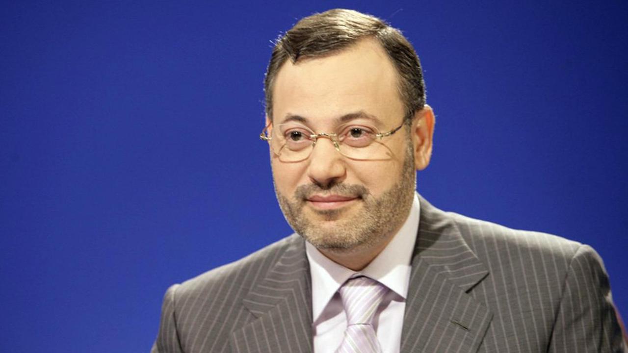 Undatiertes Foto des Journalisten Ahmed Mansur, das der TV-Sender Al-Dschasira zur Verfügung gestellt hat. Undatiertes Foto des Journalisten Ahmed Mansur, das der TV-Sender Al-Dschasira zur Verfügung gestellt hat.