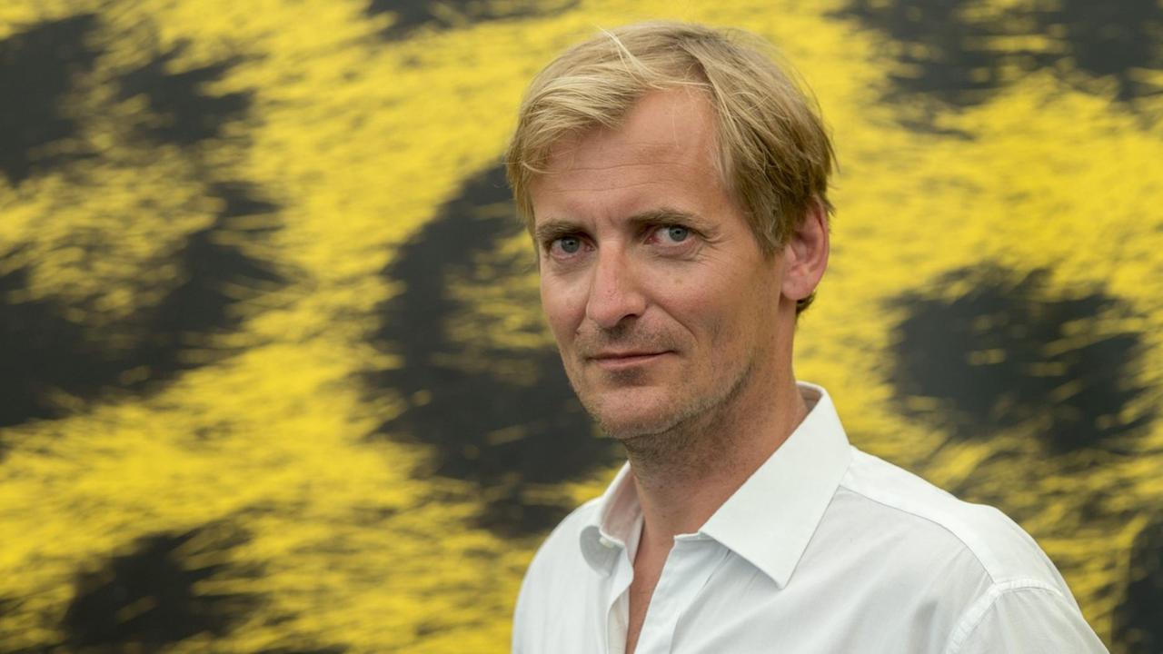 Filmregisseur Lars Kraume und sein Film "Der Staat gegen Fritz Bauer" whärend des 68. Locarno International Film Festival in Locarno, Schweiz. Filmregisseur Lars Kraume und sein Film "Der Staat gegen Fritz Bauer" whärend des 68. Locarno International Film Festival in Locarno, Schweiz.