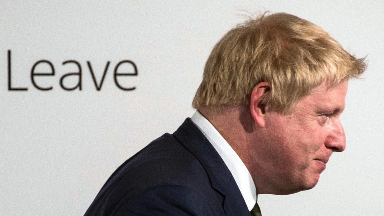 Boris Johnson, bisheriger Außenminister Großbritanniens, spricht während einer Veranstaltung von EU-Gegnern. Boris Johnson, bisheriger Außenminister Großbritanniens, spricht während einer Veranstaltung von EU-Gegnern.