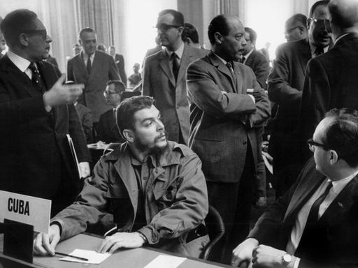 Der kubanische Industrieminister Ernesto "Che" Guevara kritisierte 1964 vor der Welthandelskonferenz in Genf die "imperialistischen" Länder für die Situation in den Entwicklungsländern.