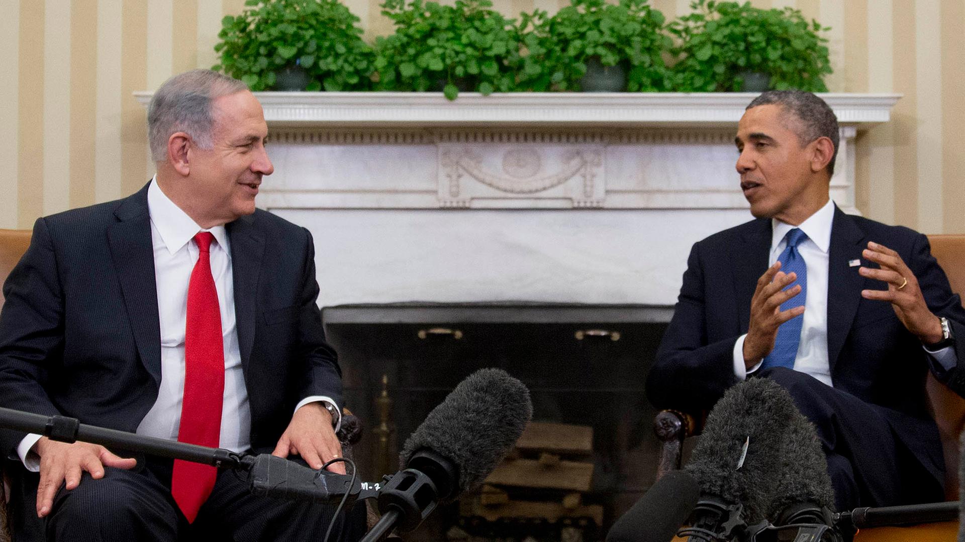 Barack Obama und Benjamin Netanjahu bei einem Gespräch im Weißen Haus am 04.03.2014.