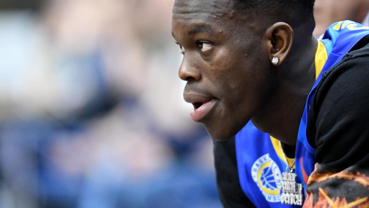 NBA-Star Dennis Schröder wird Hauptgesellschafter bei seinem früheren Verein Basketball Löwen Braunschweig. NBA-Star Dennis Schröder wird Hauptgesellschafter bei seinem früheren Verein Basketball Löwen Braunschweig.