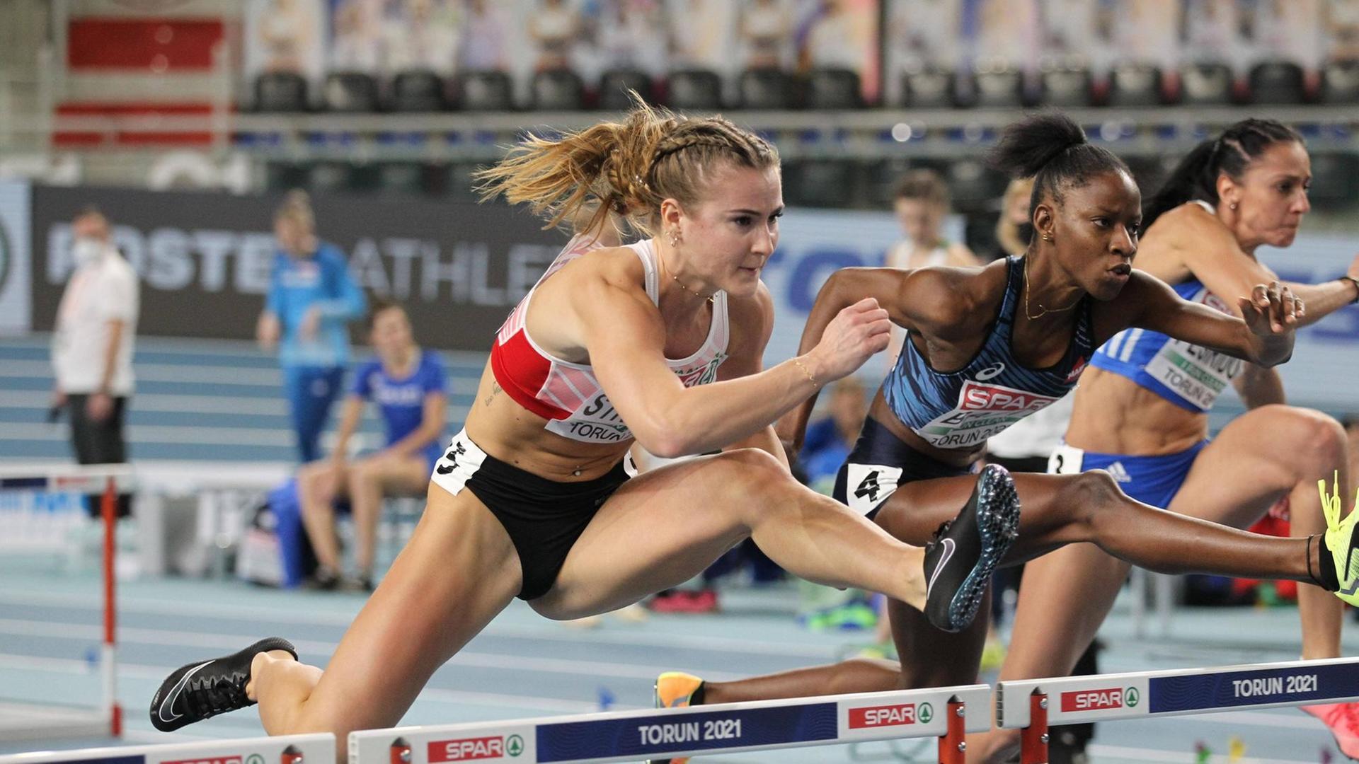 Torun Polen, Athletics, Leichtathletik, European athletics indoor Championships 2021, Leichtathletik-Europa-Hallenmeisterschaften 2021, Hallen EM 2021, 05.03.-07.03.2021, 60m Hürden Frauen Karin Strametz Österreich *** Torun Poland, Athletics, Athletics, European athletics indoor Championships 2021, Athletics European Indoor Championships 2021, European Indoor Championships 2021, 05 03 07 2021, 60m hurdles women Karin Strametz Austria Torun Polen, Athletics, Leichtathletik, European athletics indoor Championships 2021, Leichtathletik-Europa-Hallenmeisterschaften 2021, Hallen EM 2021, 05.03.-07.03.2021, 60m Hürden Frauen Karin Strametz Österreich *** Torun Poland, Athletics, Athletics, European athletics indoor Championships 2021, Athletics European Indoor Championships 2021, European Indoor Championships 2021, 05 03 07 2021, 60m hurdles women Karin Strametz Austria