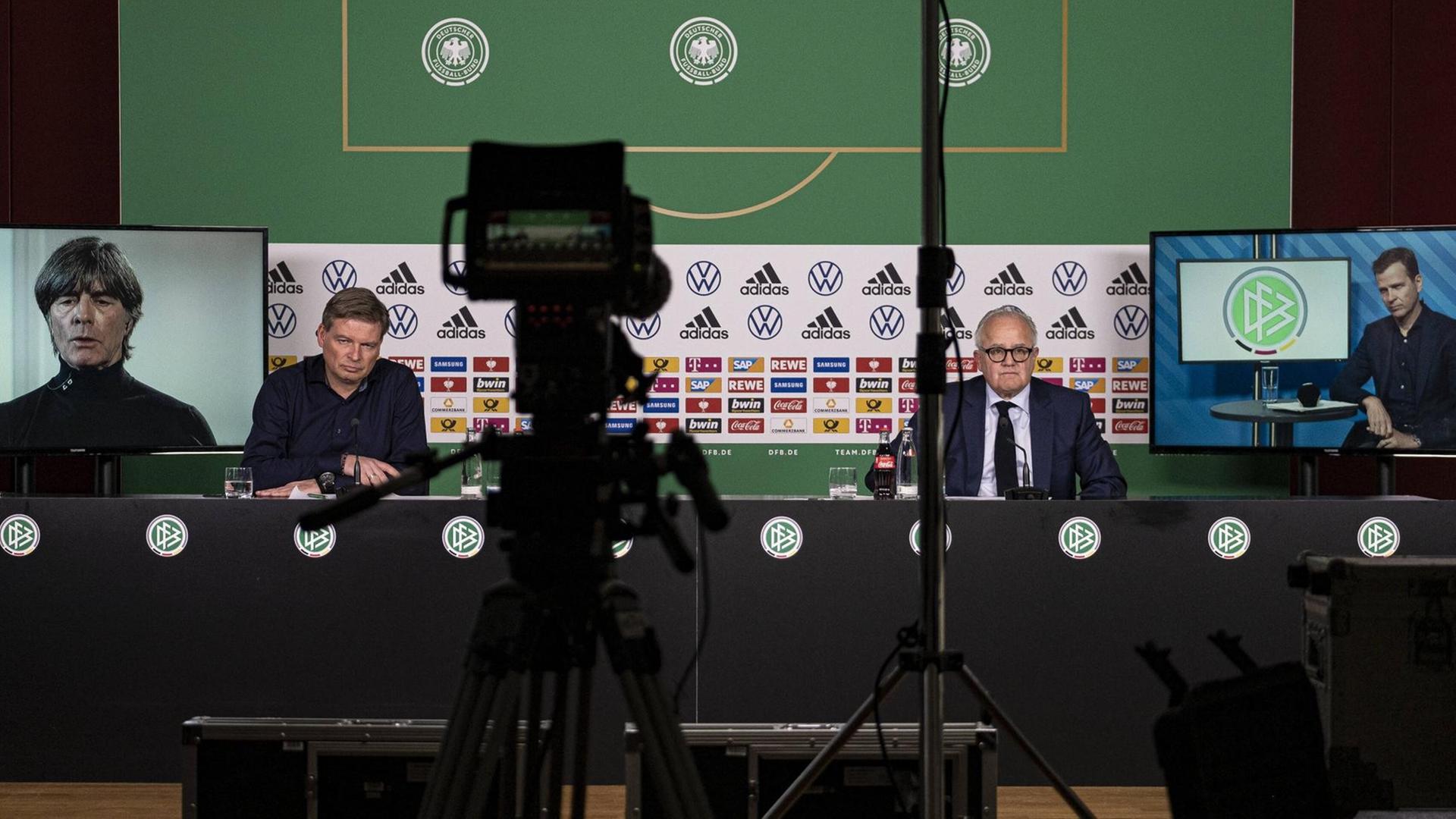 Video-Pressekonferenz des DFB mit DFB-Präsident Fritz Keller, Bundestrainer Joachim Löw und Oliver Bierhoff, Direktor Nationalmannschaften. Video-Pressekonferenz des DFB mit DFB-Präsident Fritz Keller, Bundestrainer Joachim Löw und Oliver Bierhoff, Direktor Nationalmannschaften.