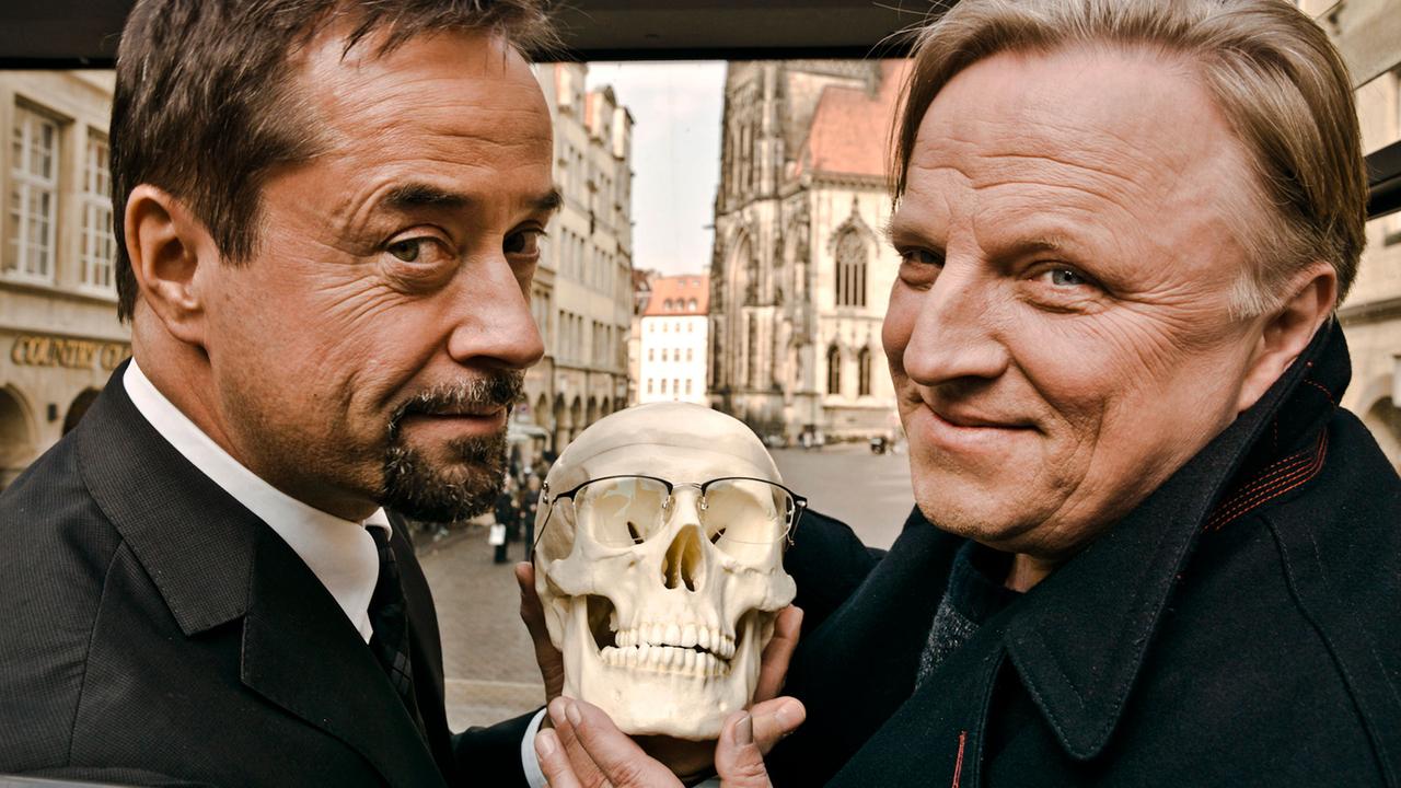 Der Pathologe Karl-Friedrich Boerne (Jan Josef Liefers) und Hauptkommissar Frank Thiel (Axel Prahl) ermitteln für den WDR in Münster Der Pathologe Karl-Friedrich Boerne (Jan Josef Liefers) und Hauptkommissar Frank Thiel (Axel Prahl) ermitteln für den WDR in Münster