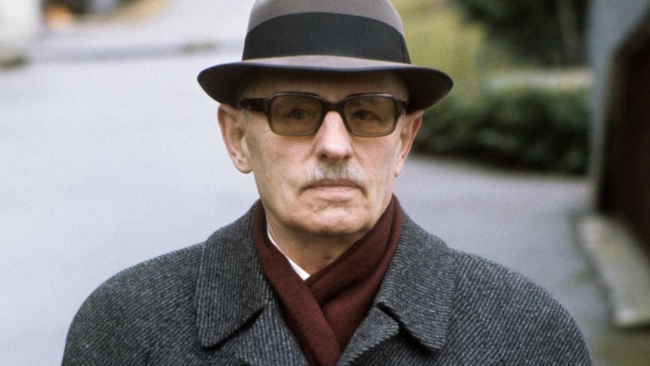 Geheimdienstgeneral a. D. Reinhard Gehlen 1976 Geheimdienstgeneral a. D. Reinhard Gehlen 1976