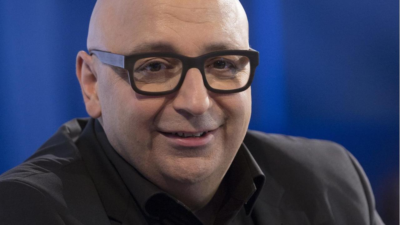 Porträt von Armin Nassehi. Porträt von Armin Nassehi.