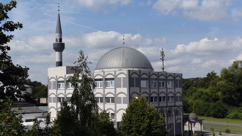 Die Ayasofya Moschee, der Türkisch-Islamischen Gemeinde Ratingen e.V, steht am 15.08.2016 in der Stadt Ratingen.
