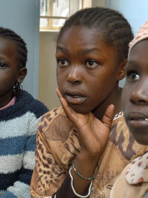 Mädchen in Mama Fatuma's Childrens Home im Stadtteil Eastleigh in Nairobi (Kenia), aufgenommen am 30.11.2007.
