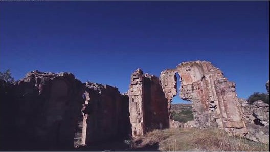 Überreste des armenischen Klosters im ostanatolischen Dersim Überreste des armenischen Klosters im ostanatolischen Dersim