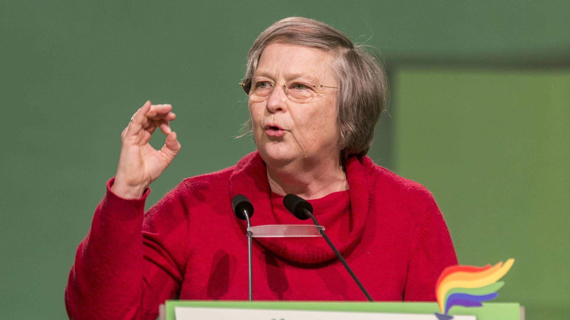 Bärbel Höhn auf dem Bundesparteitag der Grünen 2014 Bärbel Höhn auf dem Bundesparteitag der Grünen 2014