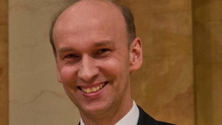 Arnulf Quadt, Professor für Kern- und Teilchenphysik an der Universität Göttingen, Porträt, lächelnd. Arnulf Quadt, Professor für Kern- und Teilchenphysik an der Universität Göttingen, Porträt, lächelnd.
